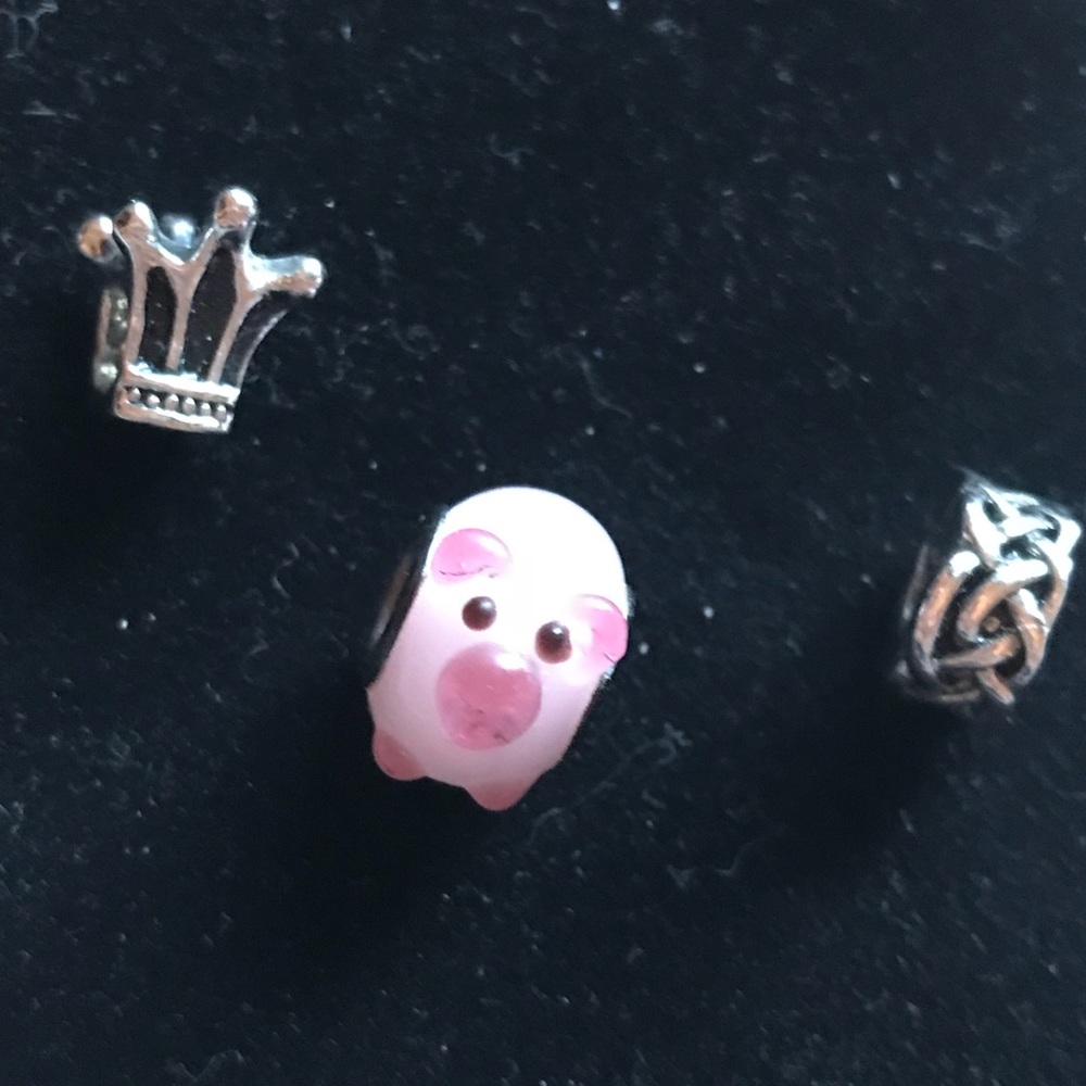 Set of 3 bracelet. Charms